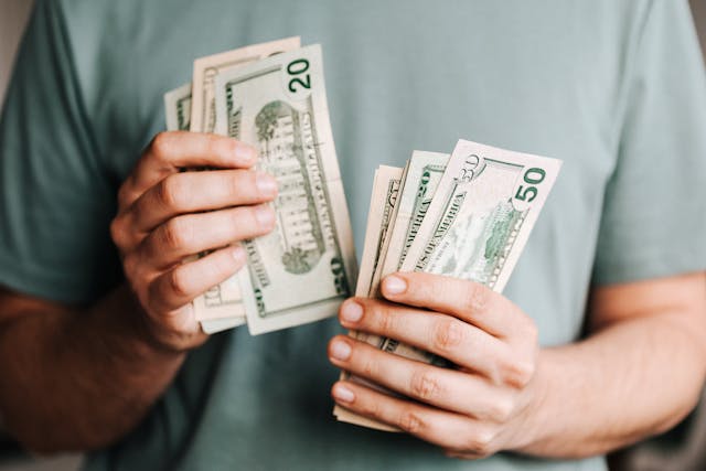 someone counting cash